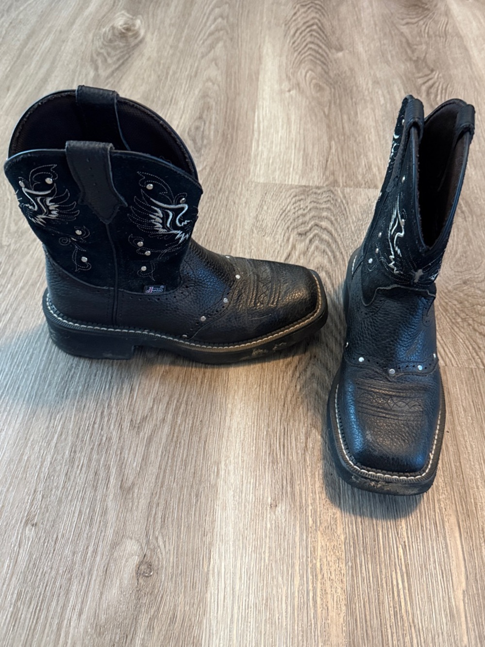 Justin Boots Black Leather Western Boots with White Stitching